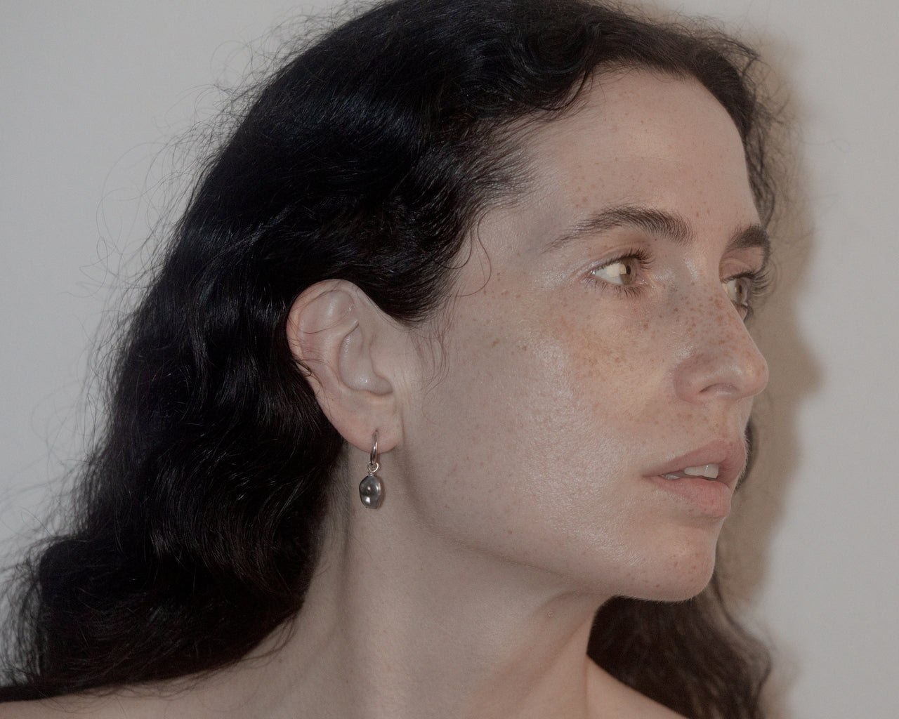 Baba Earring, BLACK TAHITIAN PEARL