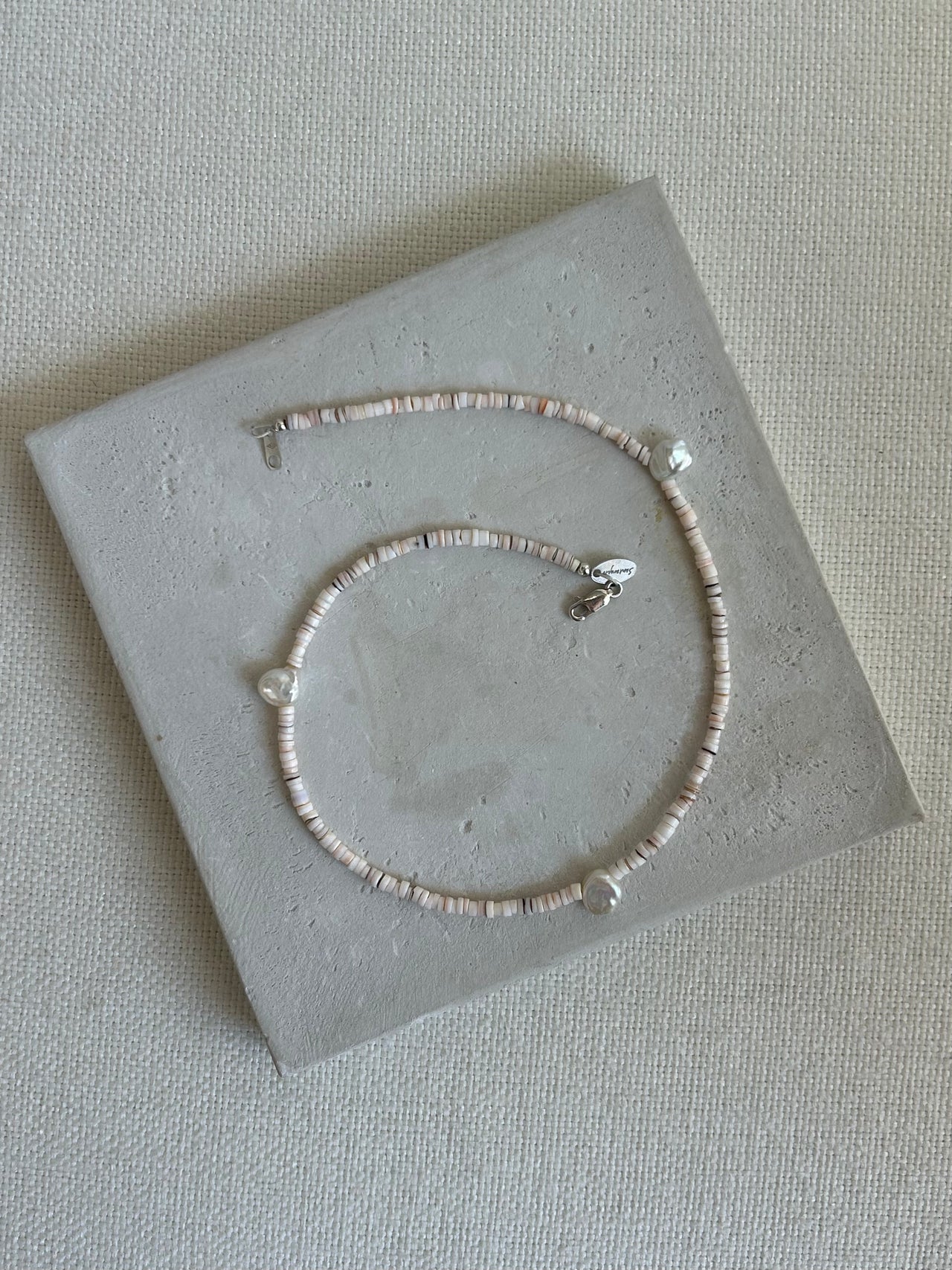 Shoom Necklace, SHELL